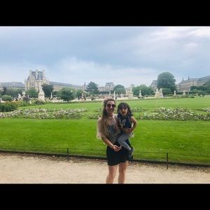 Meet your Posher, Laura